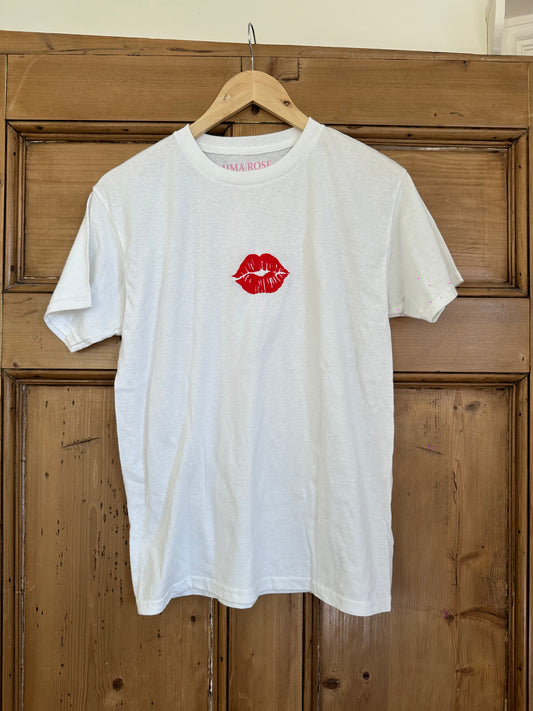 End of Line Lips Tee