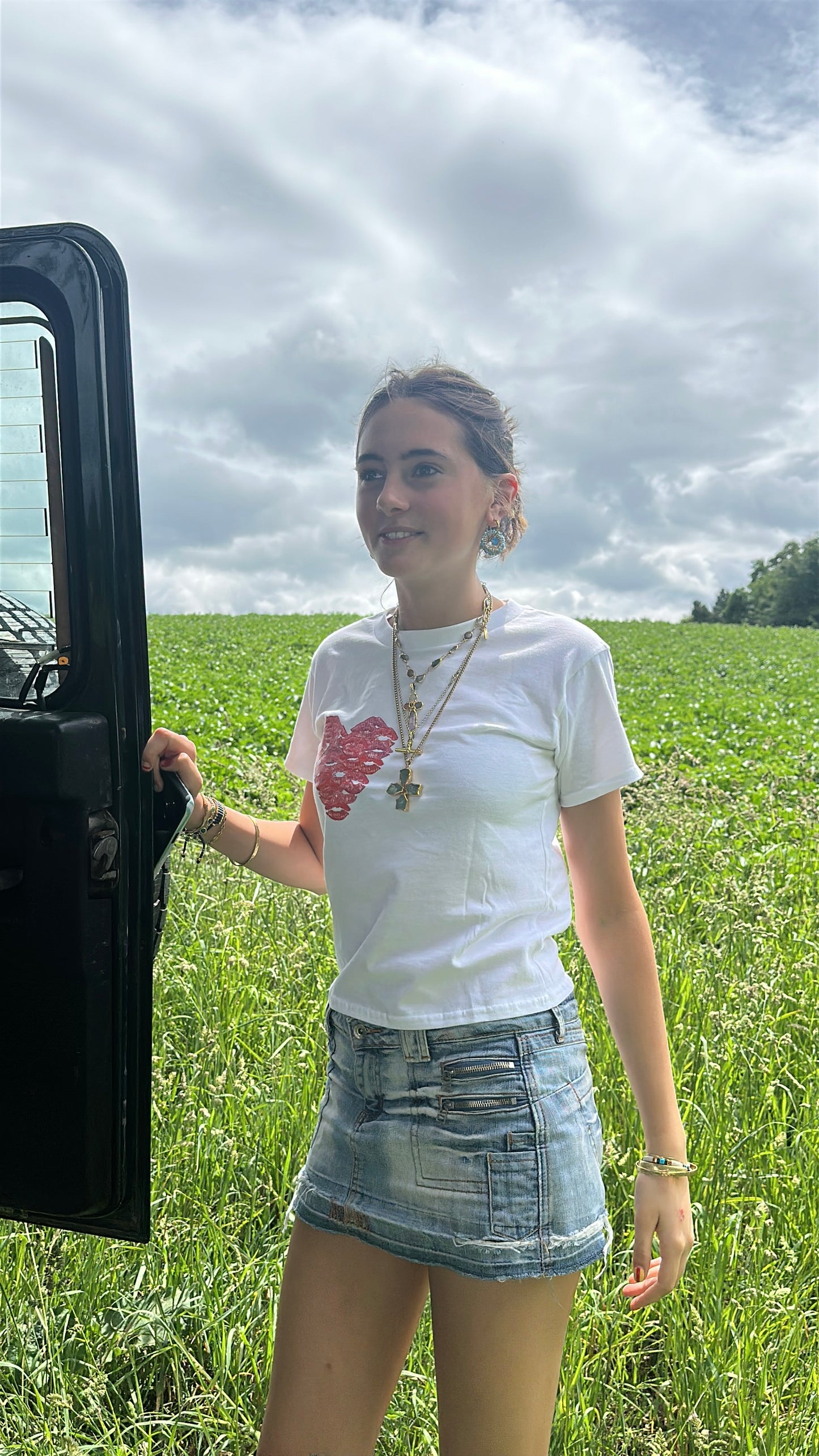 White Side Lip Art Tee
